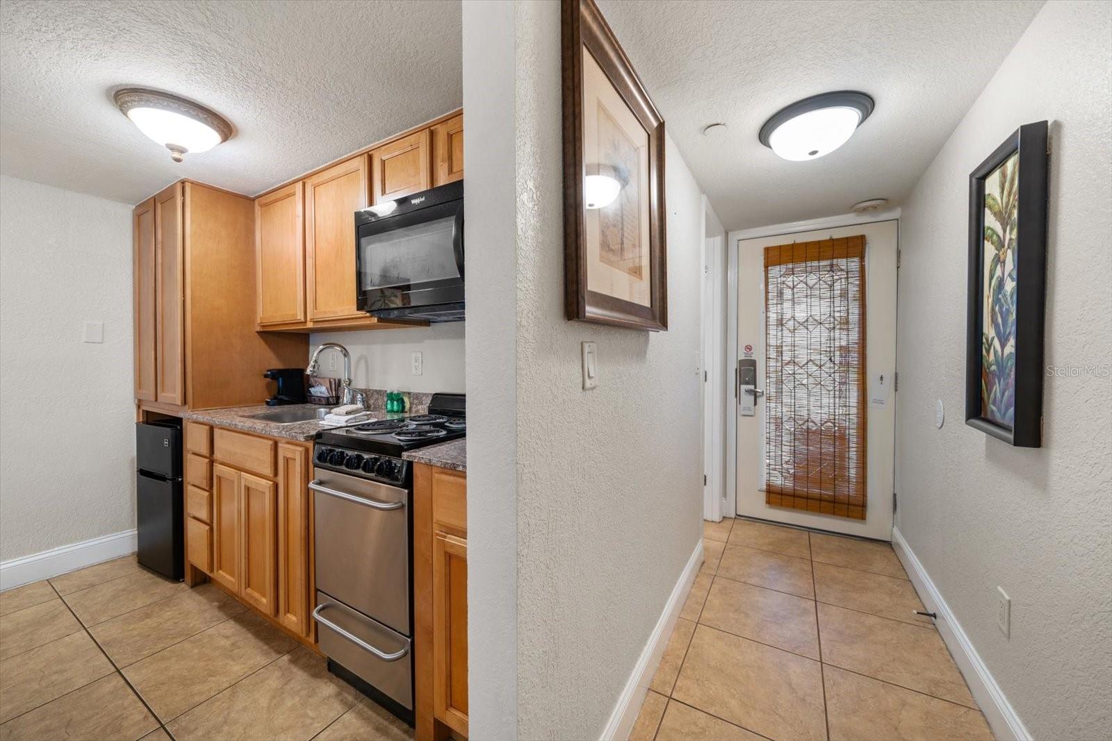 Listing photo id 0 for 1414 Bayshore Boulevard 227