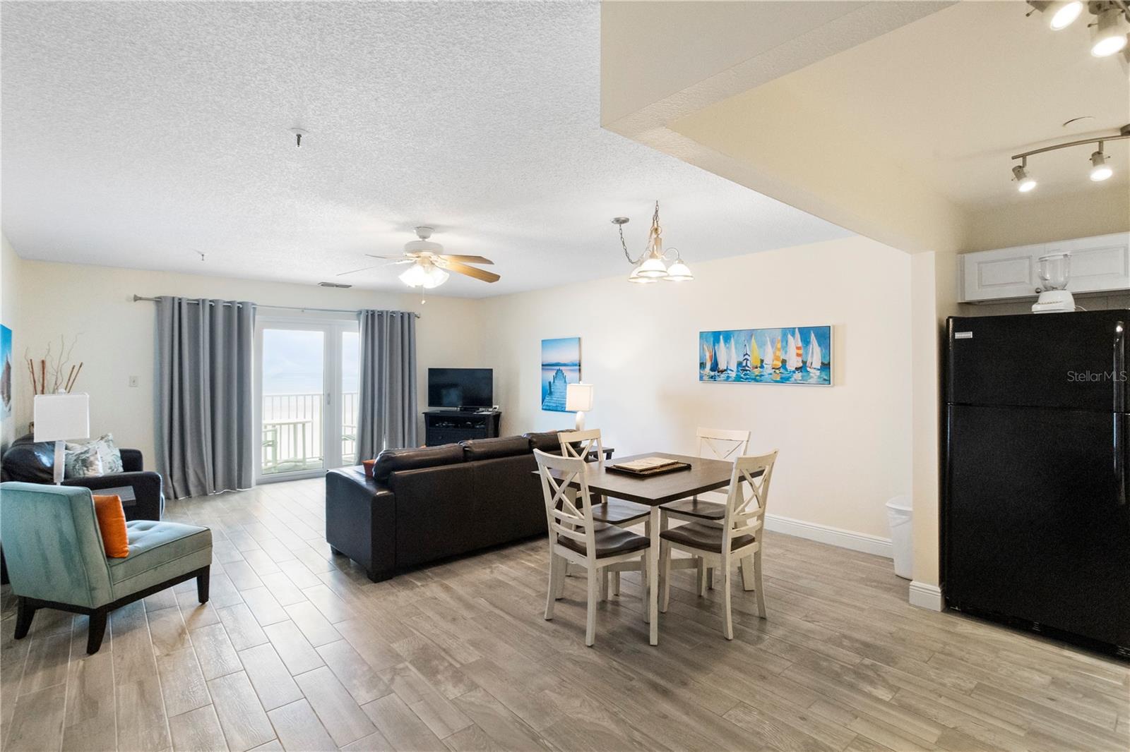 Image 11 of 42 For 13500 Gulf Boulevard 505