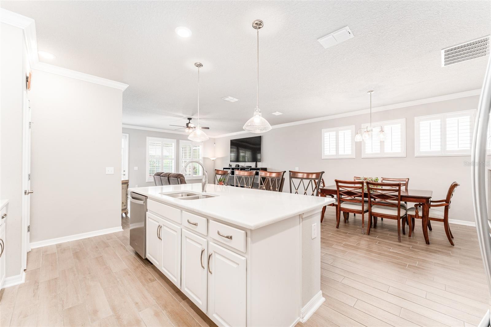 Image 17 of 48 For 13915 Kingfisher Glen Drive