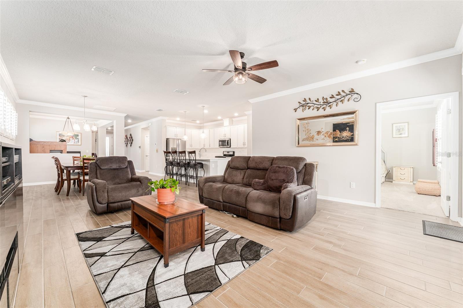 Image 19 of 48 For 13915 Kingfisher Glen Drive