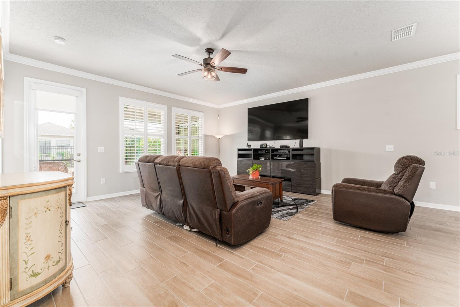 Image 20 of 48 For 13915 Kingfisher Glen Drive
