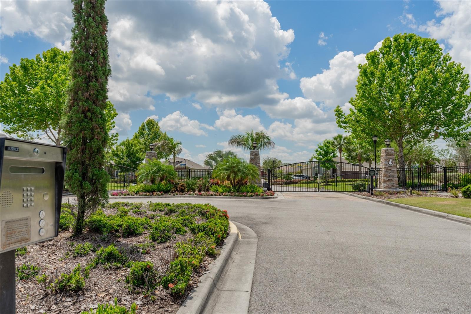 Image 36 of 48 For 13915 Kingfisher Glen Drive