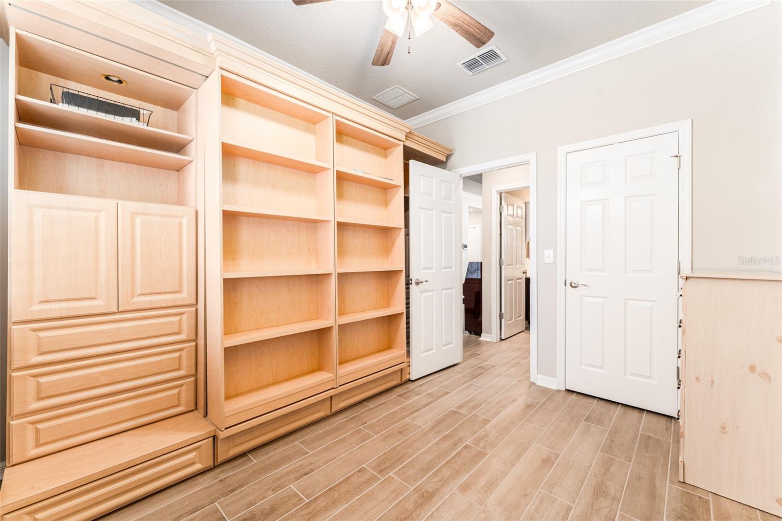 Image 6 of 48 For 13915 Kingfisher Glen Drive