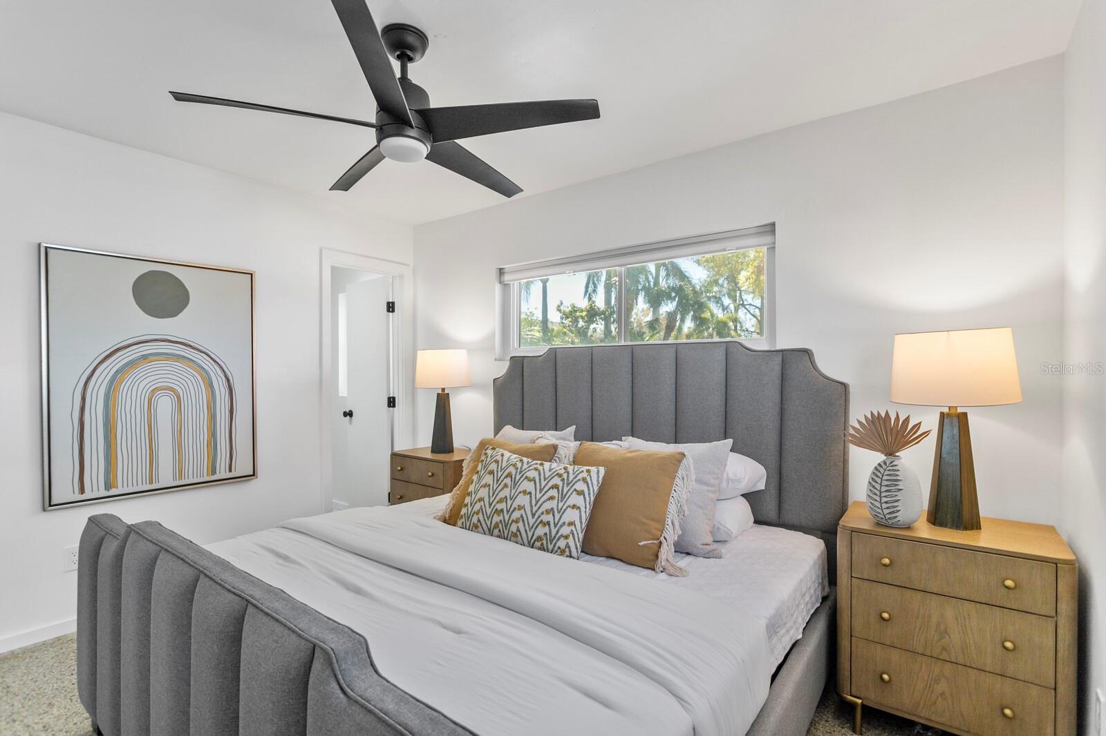 Listing photo id 26 for 8704 Thornwood Lane