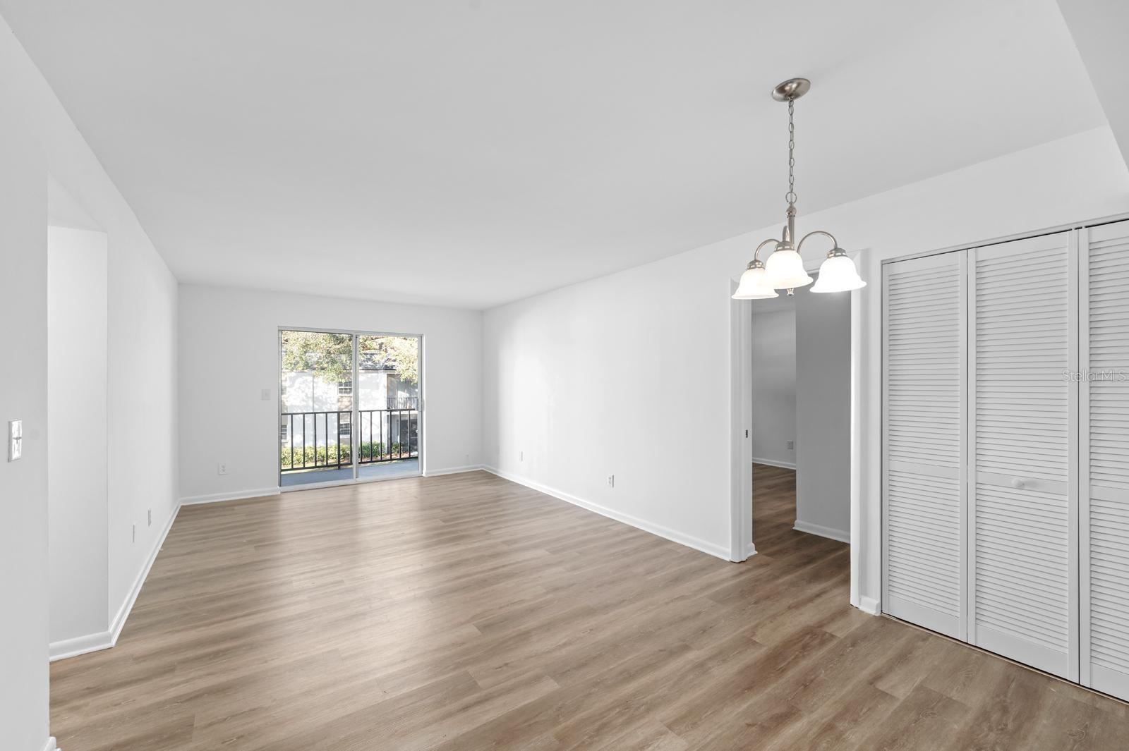 Image 4 of 17 For 711 Russell Lane 238