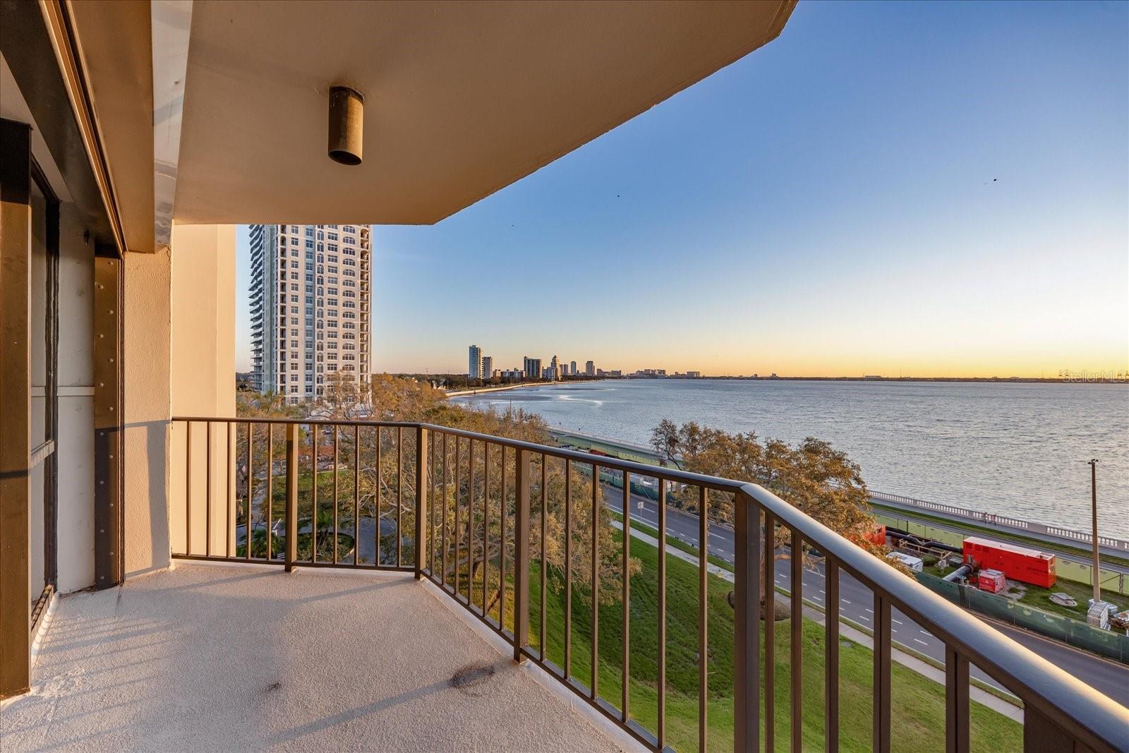 Image 18 of 65 For 3301 Bayshore Boulevard 704d