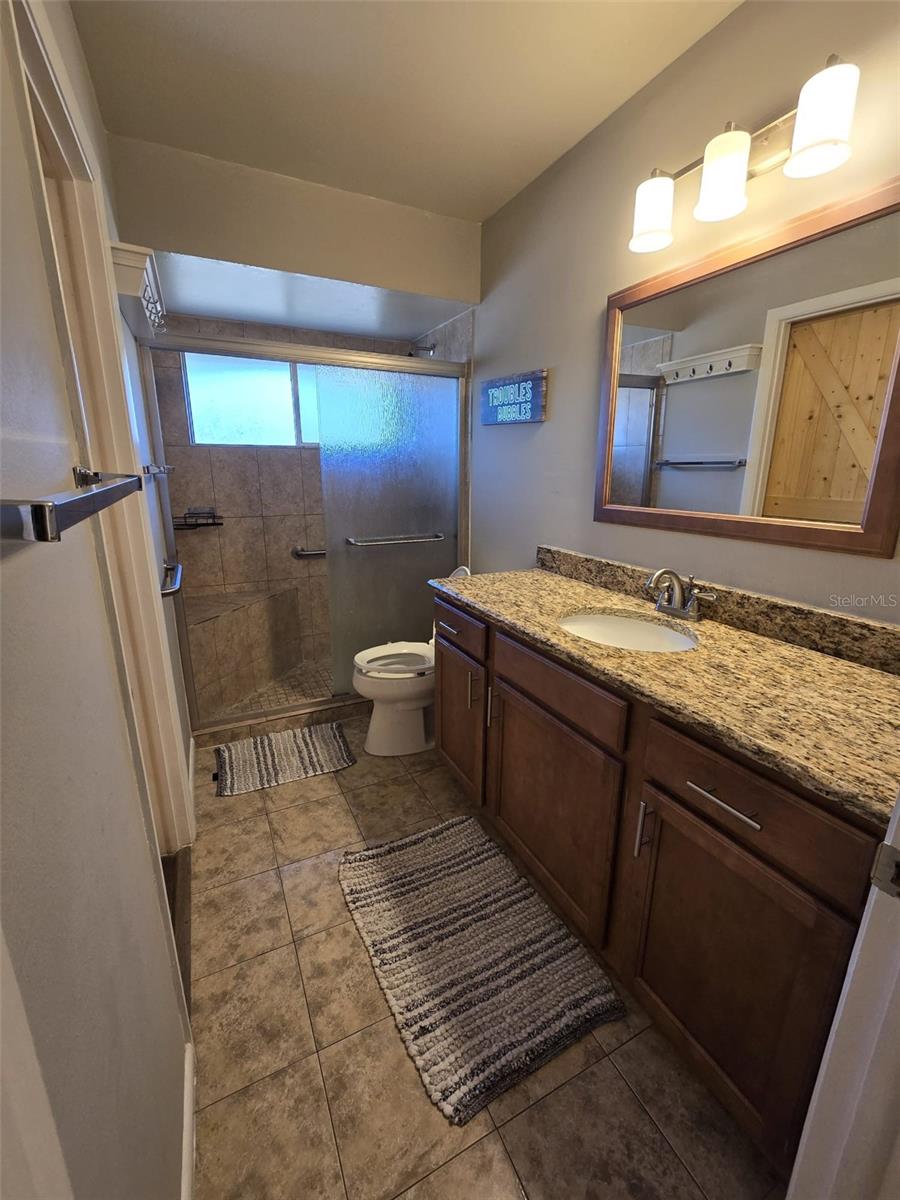 Listing photo id 29 for 852 Creekway Court