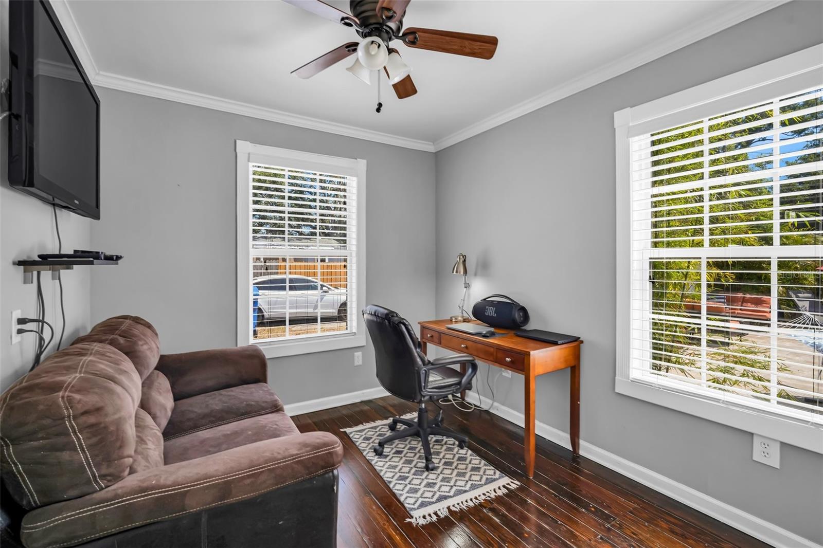 Image 16 of 32 For 3727 38th Street N