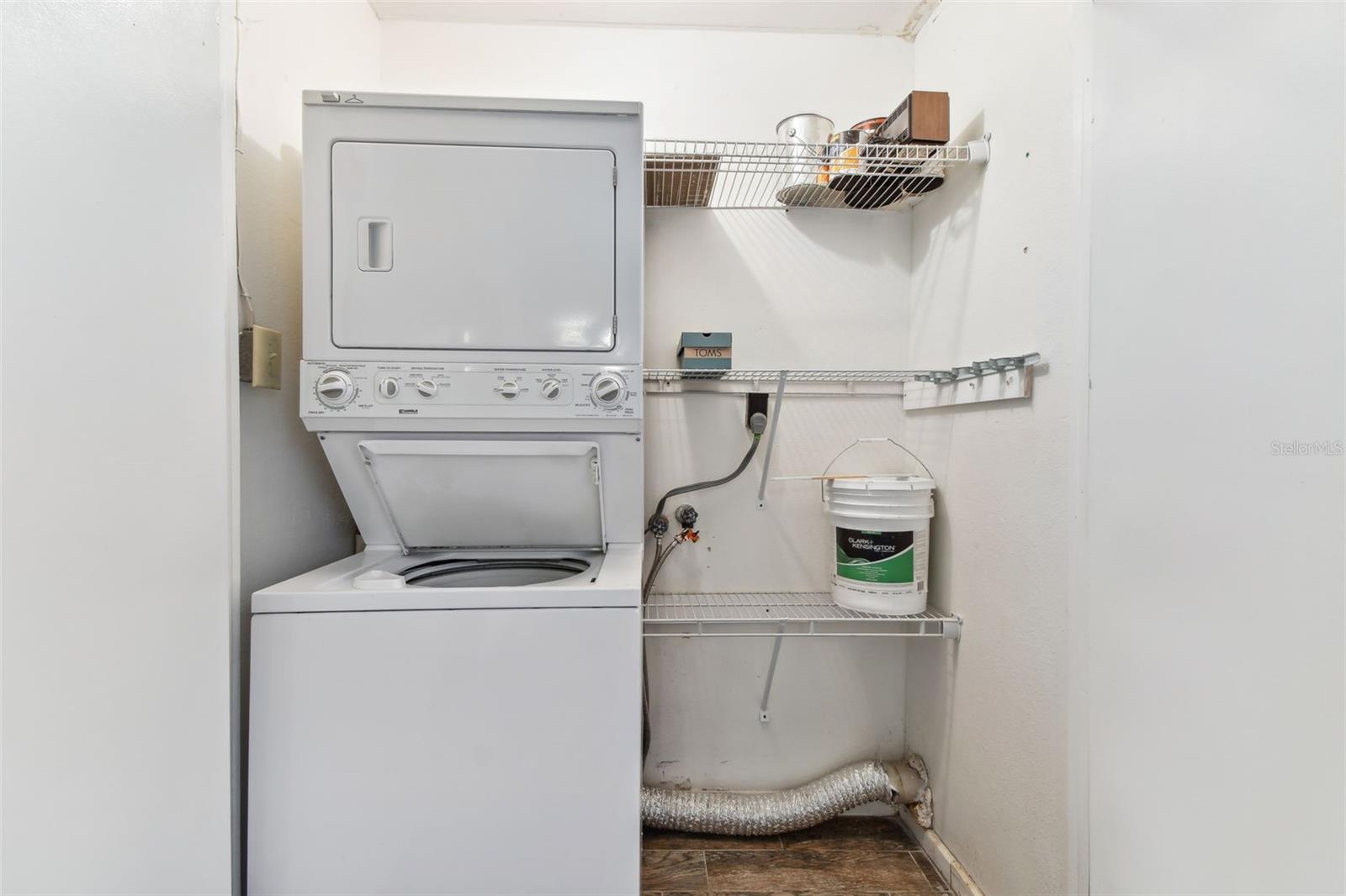 Image 14 of 42 For 211 Somerset Cirle N