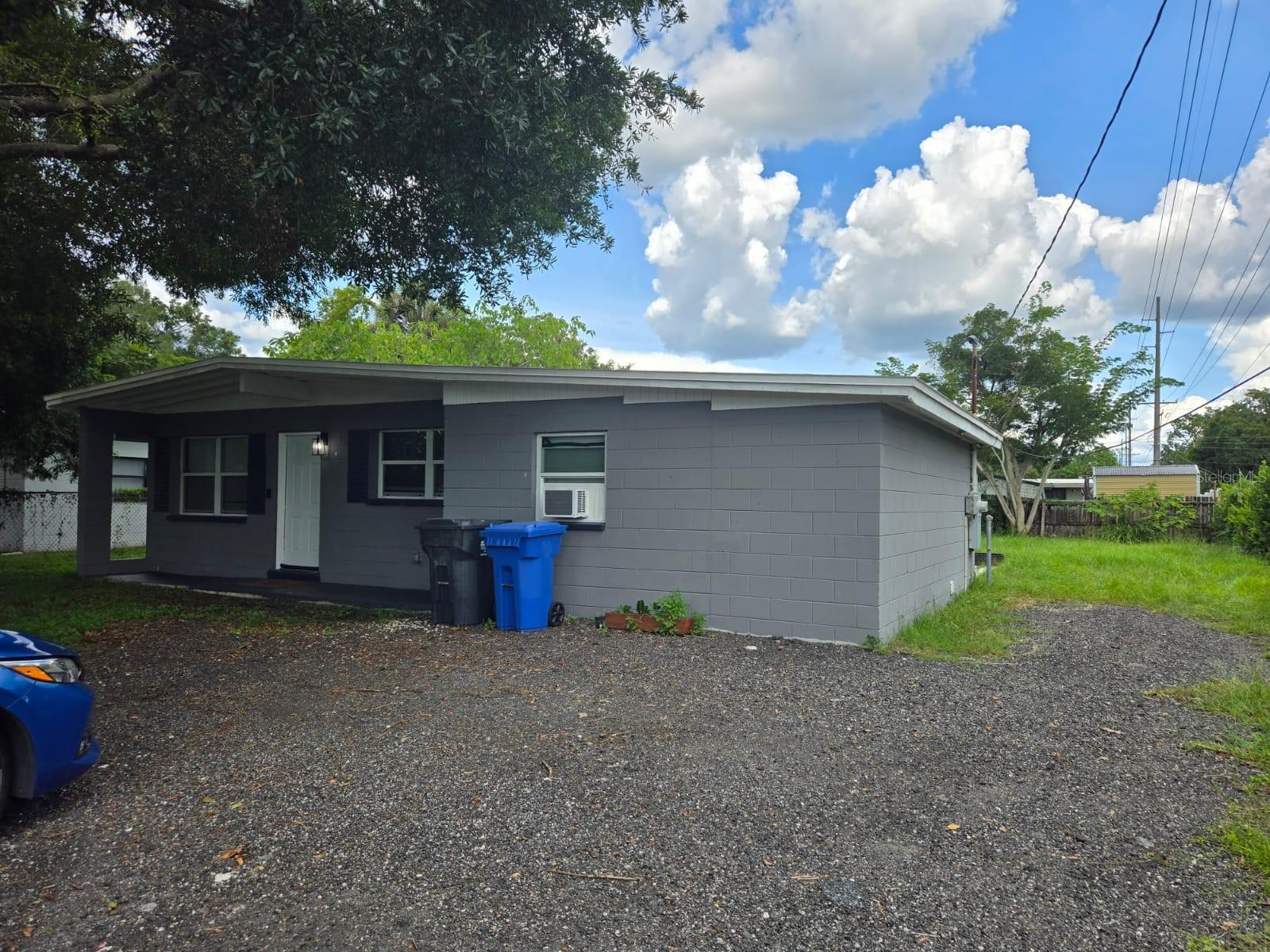 Listing photo id 21 for 4930 82nd Street