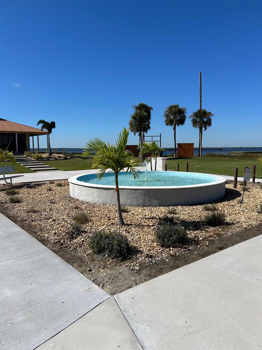 Image 4 of 13 For 109 Hibiscus Drive