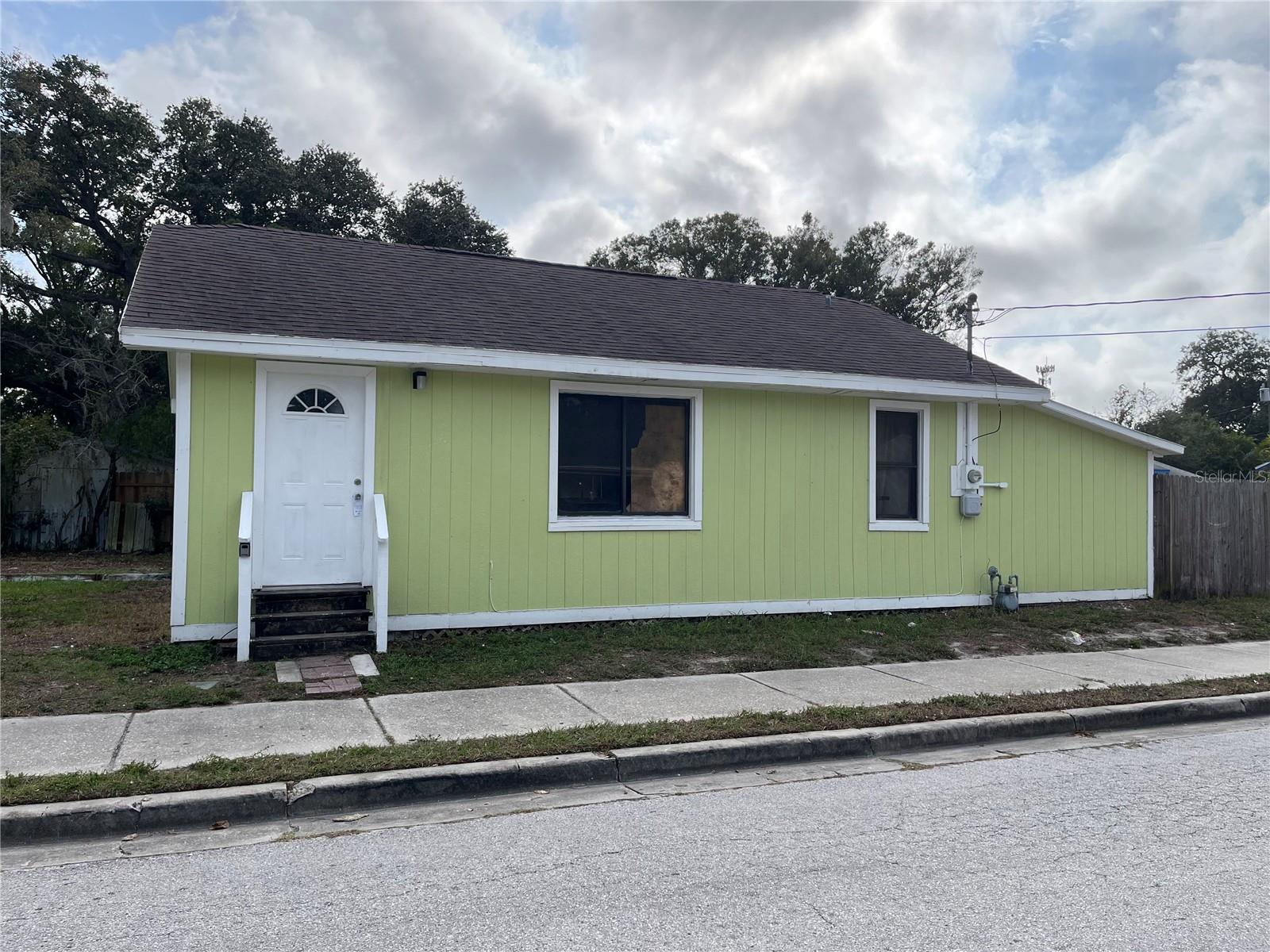 Image 15 of 18 For 1554 Tilley Avenue