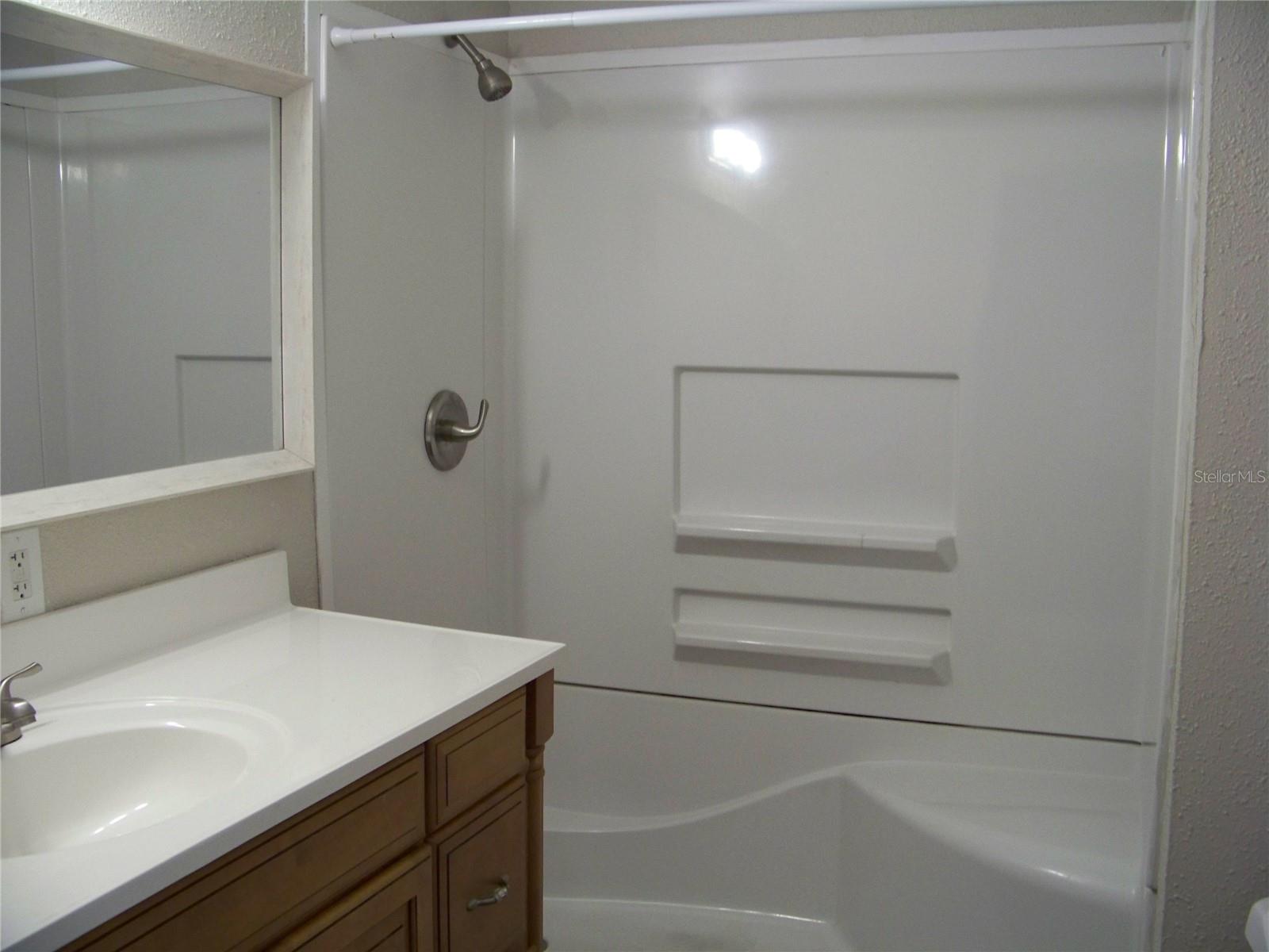 Image 7 of 18 For 1554 Tilley Avenue