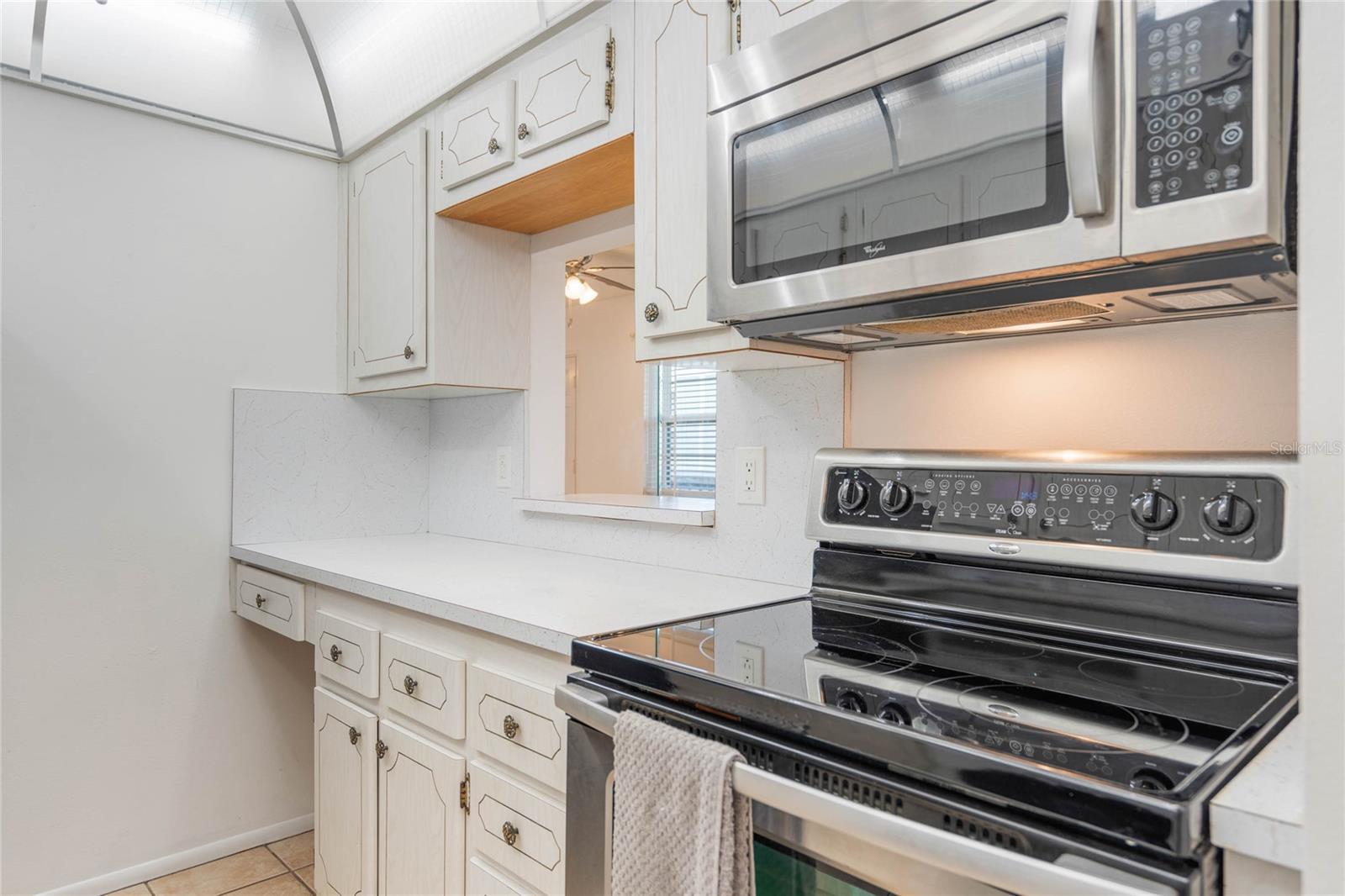 Image 10 of 45 For 5967 Terrace Park Drive N 202