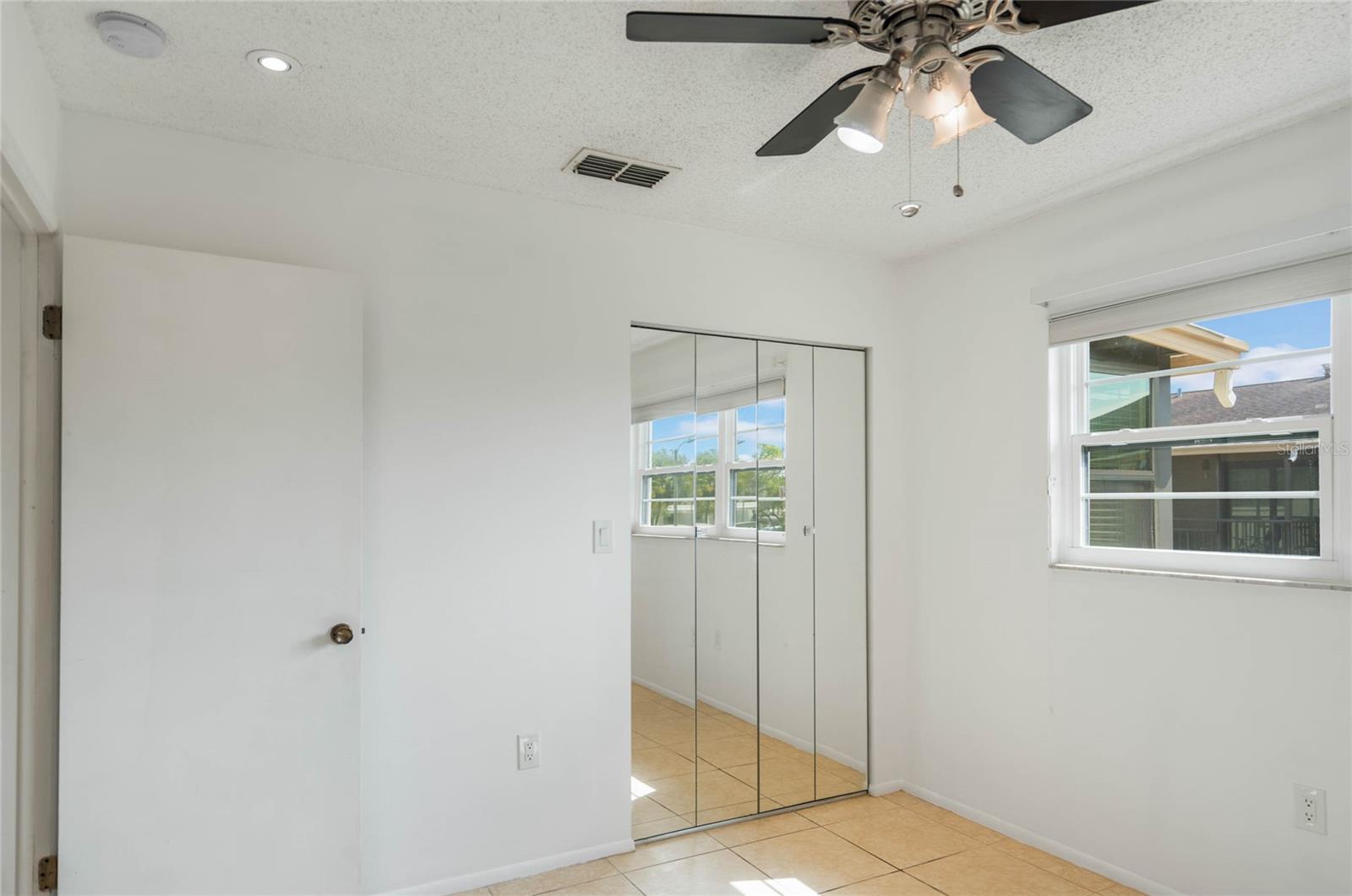 Image 14 of 45 For 5967 Terrace Park Drive N 202