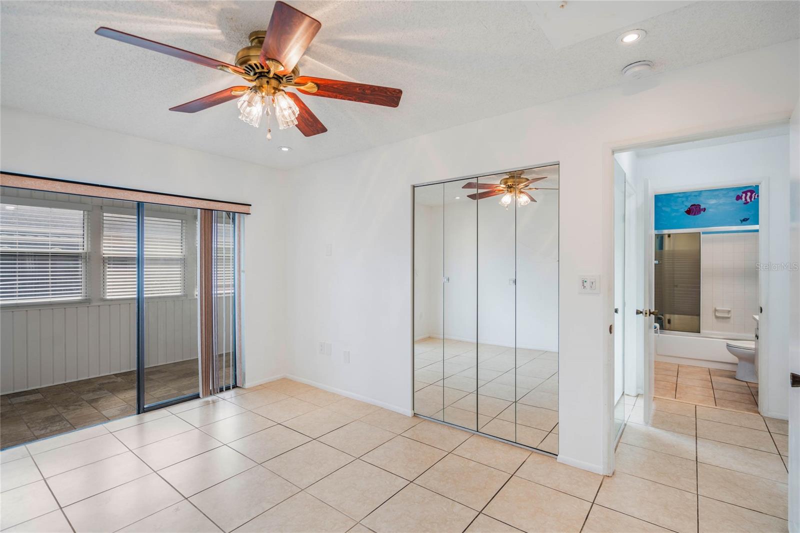 Image 21 of 45 For 5967 Terrace Park Drive N 202