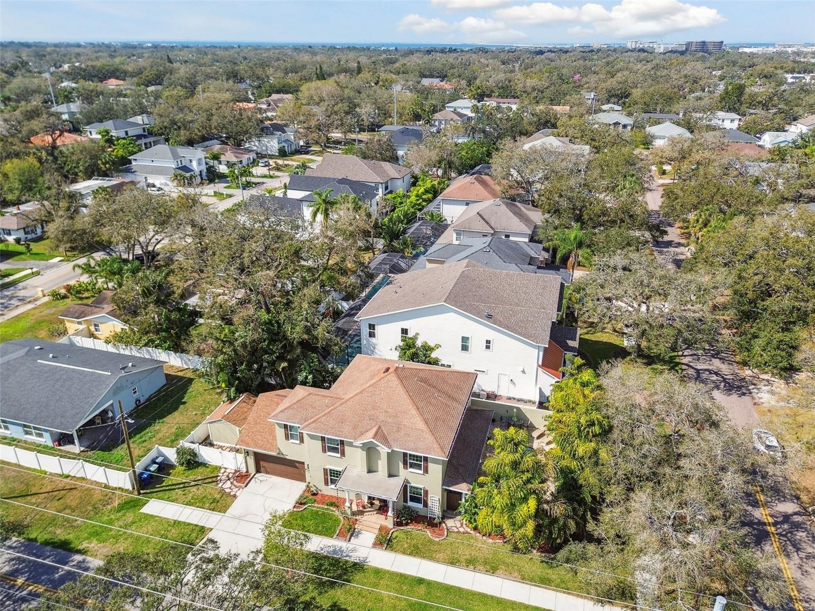 Listing photo id 66 for 3900 Platt Street