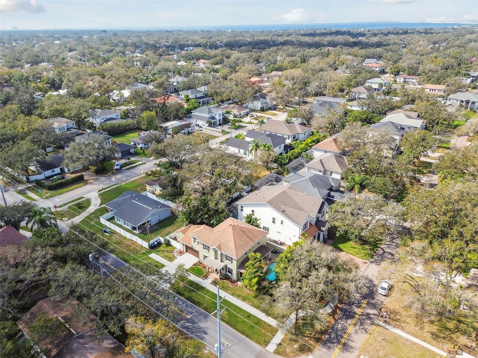 Listing photo id 75 for 3900 Platt Street