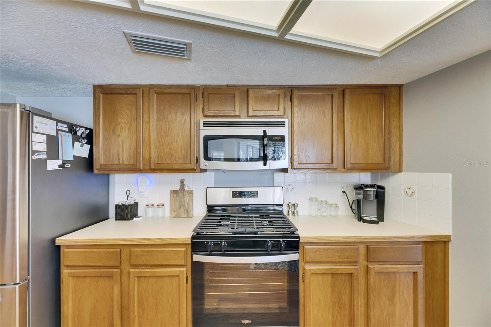 Listing photo id 21 for 811 Eagle Lane