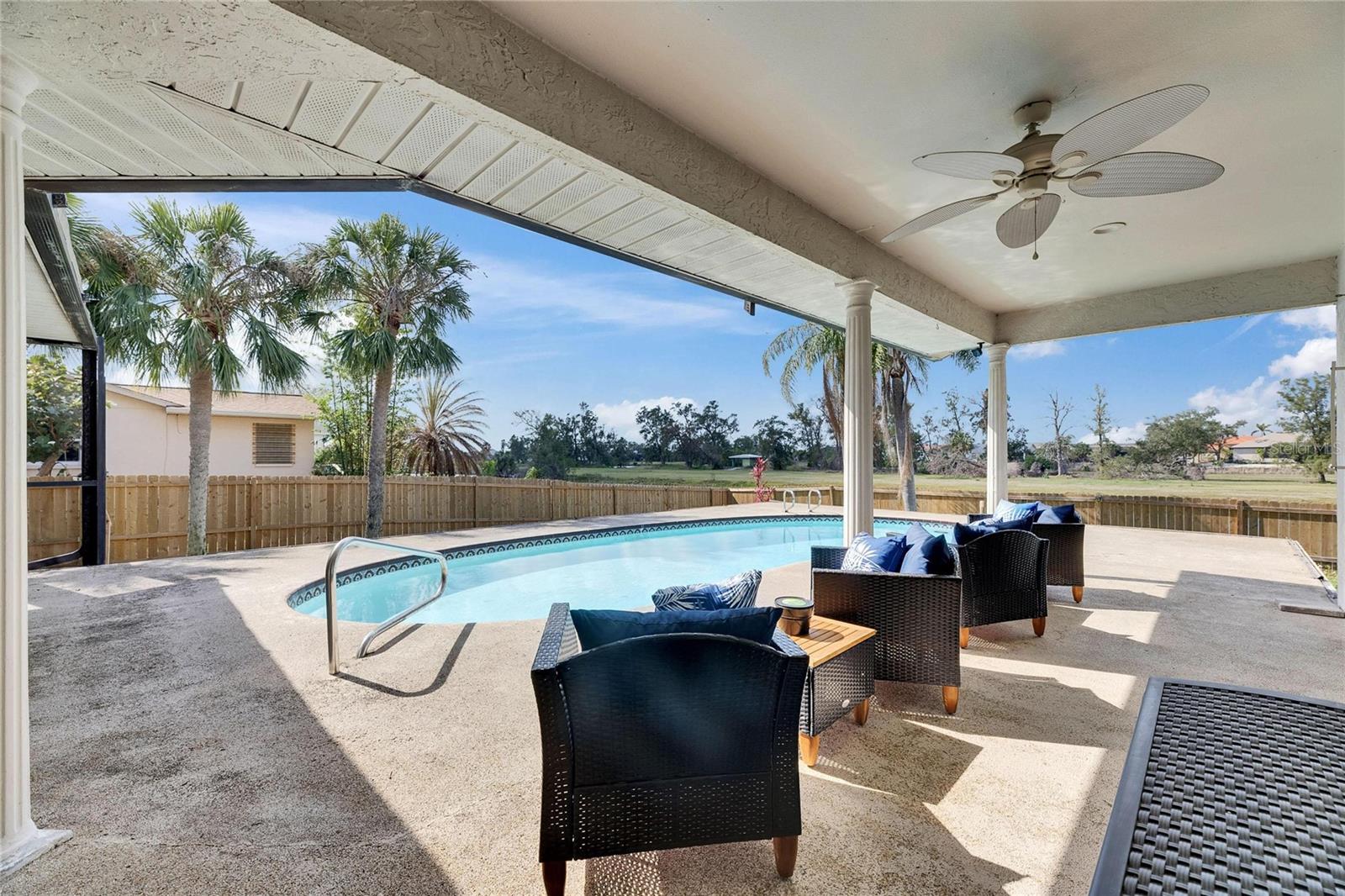 Listing photo id 63 for 811 Eagle Lane