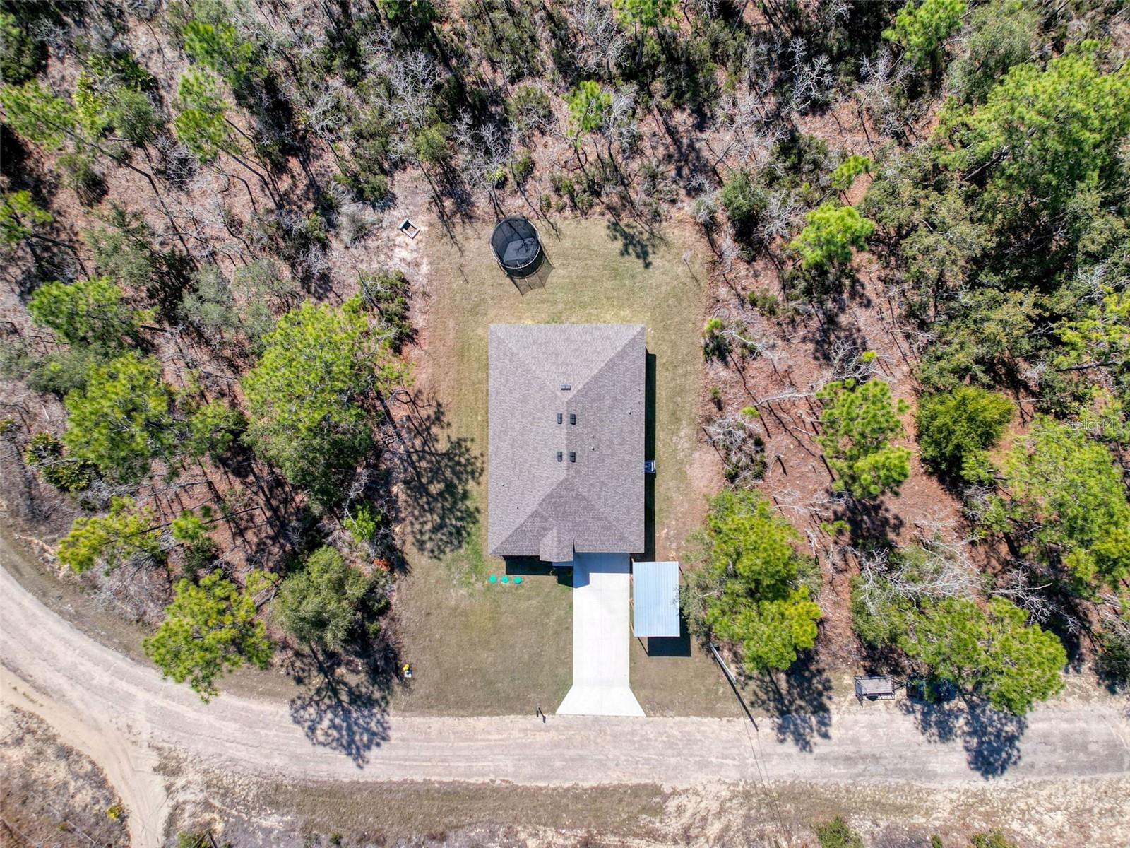 Listing photo id 51 for 6714 Darlington Drive
