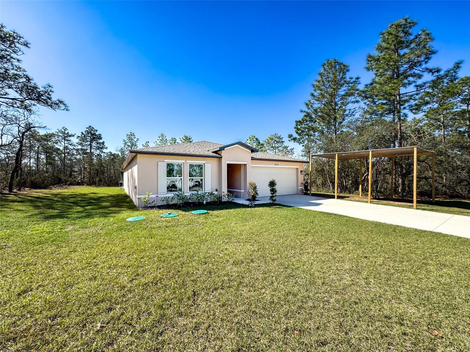 Listing photo id 5 for 6714 Darlington Drive
