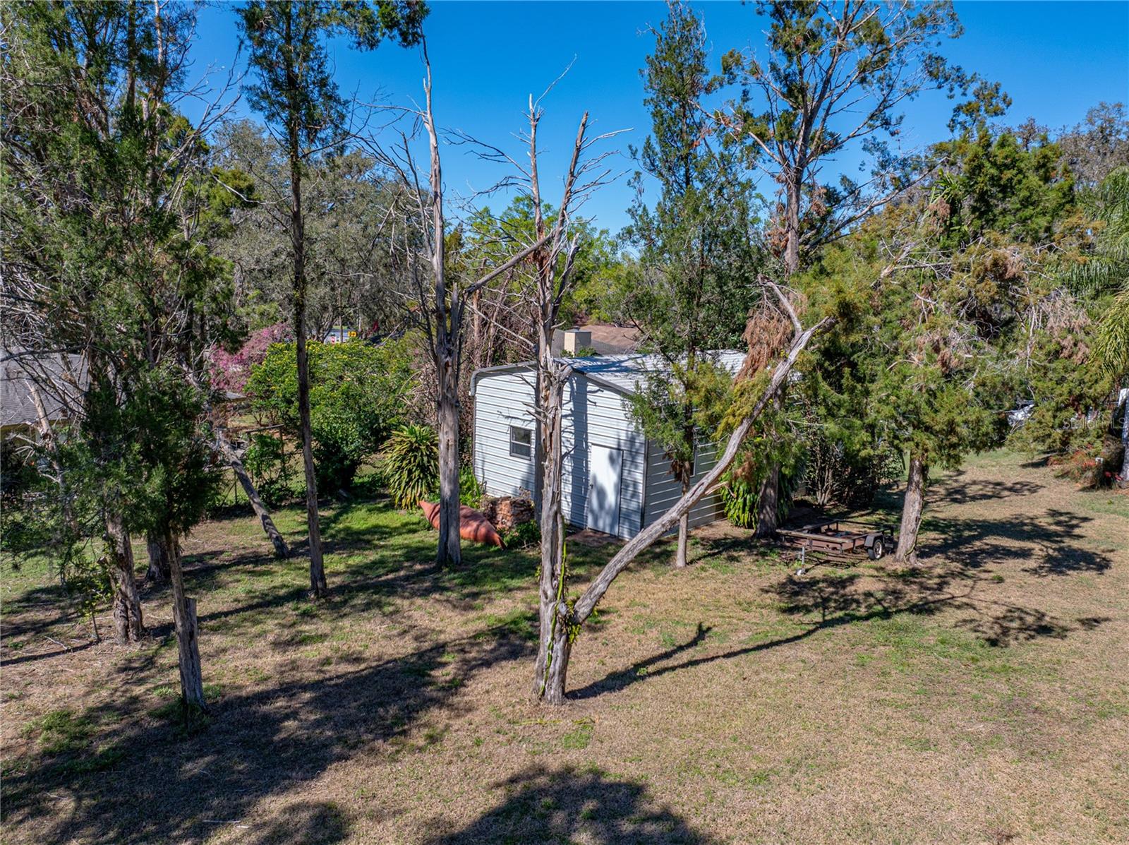 Listing photo id 65 for 10925 Fort King Road