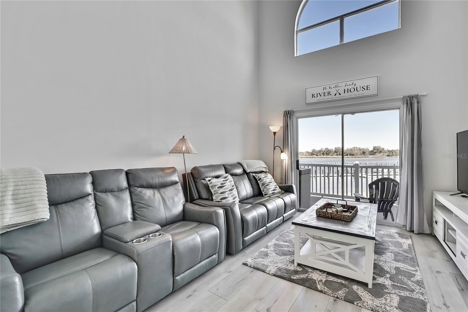 Listing photo id 15 for 2855 Rivers Edge Boulevard 213