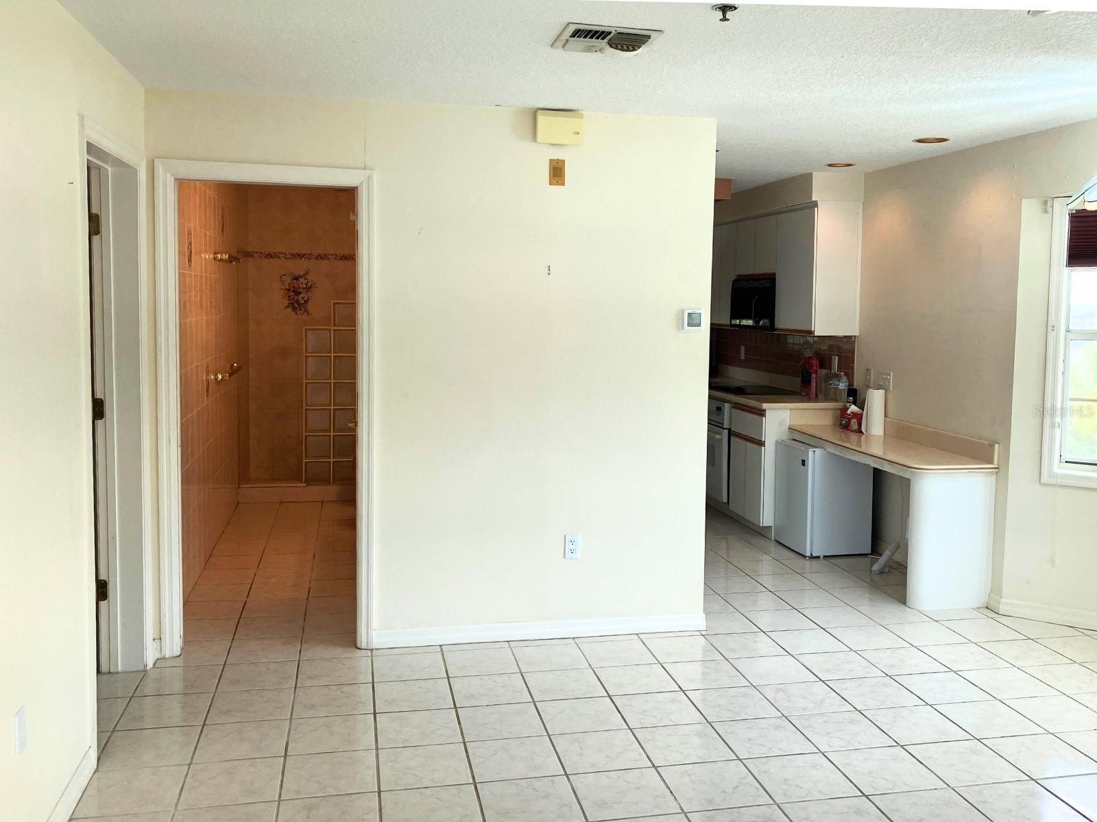 Image 17 of 33 For 2210 Vista Del Sol Circle #519