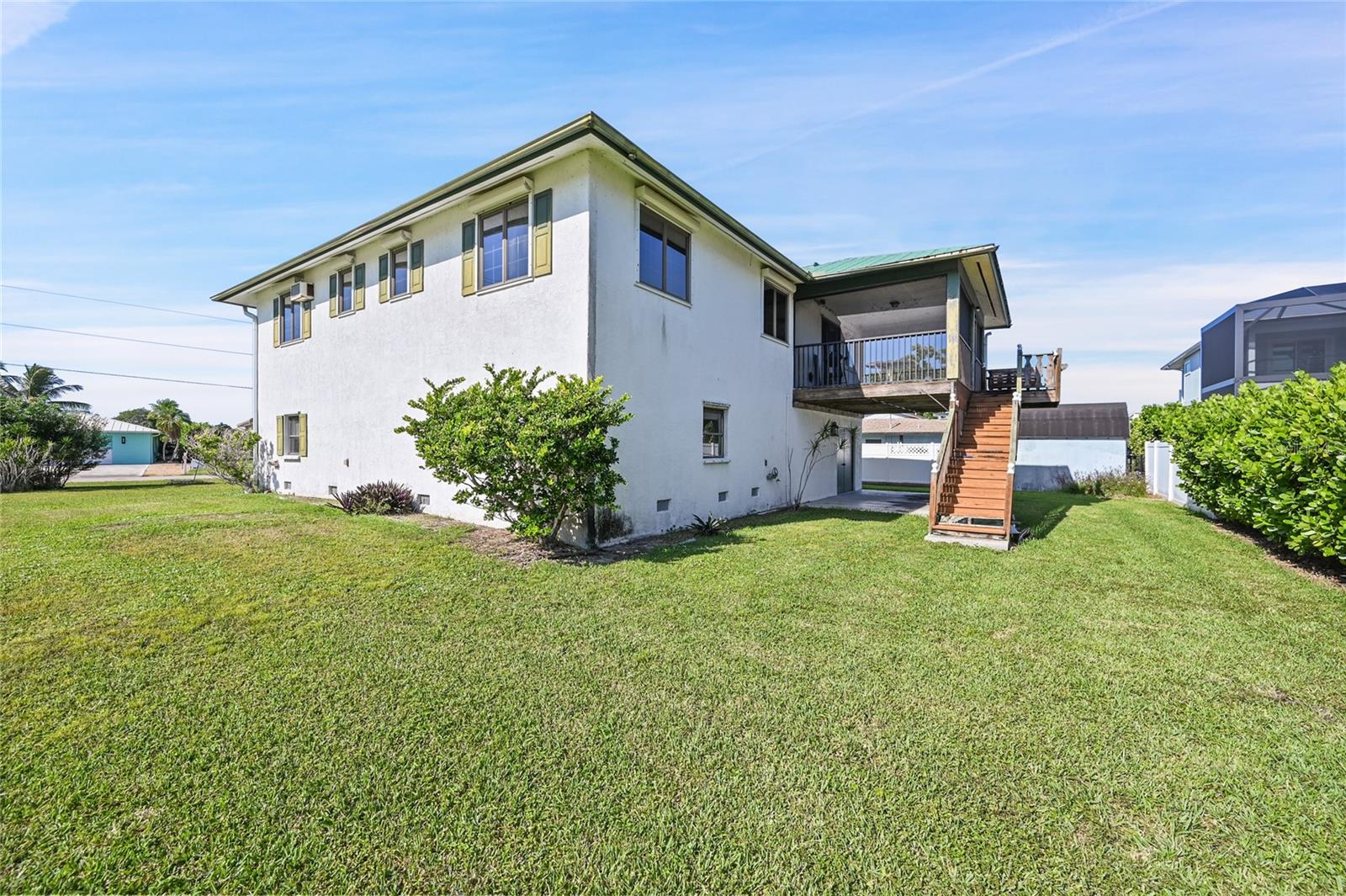 Image 30 of 41 For 103 Tahiti Circle