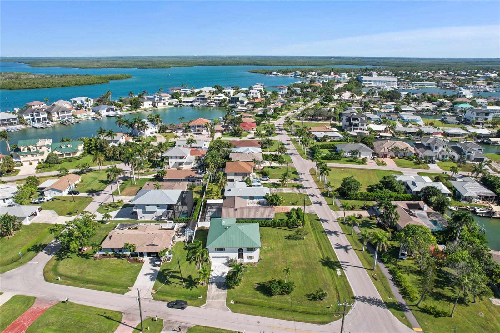 Image 33 of 41 For 103 Tahiti Circle