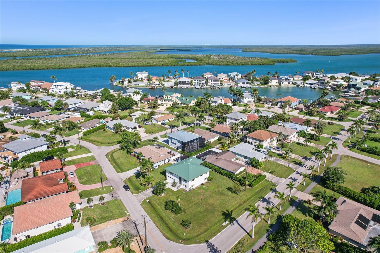 Image 34 of 41 For 103 Tahiti Circle