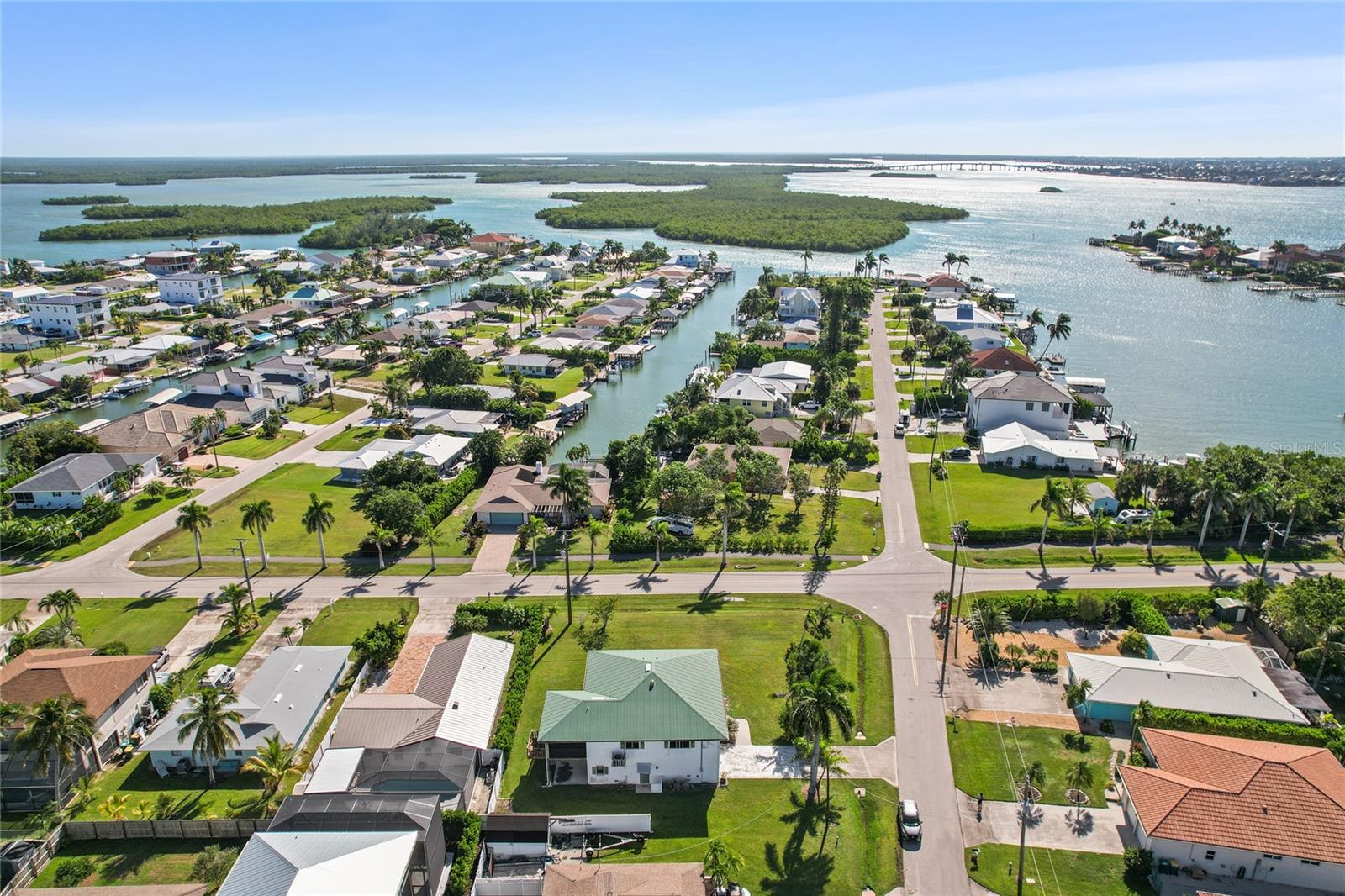 Image 39 of 41 For 103 Tahiti Circle