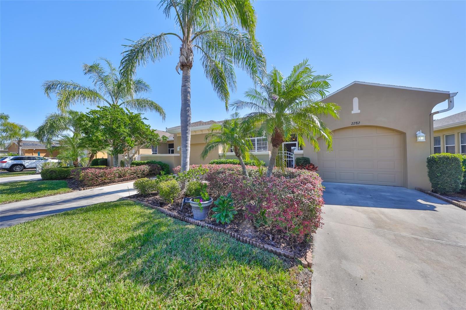 Details for 2282 Sifield Greens Way 54, SUN CITY CENTER, FL 33573