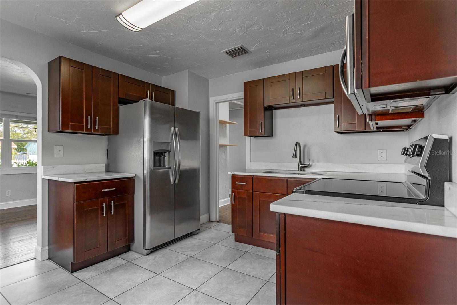 Image 15 of 41 For 2454 15th Avenue N