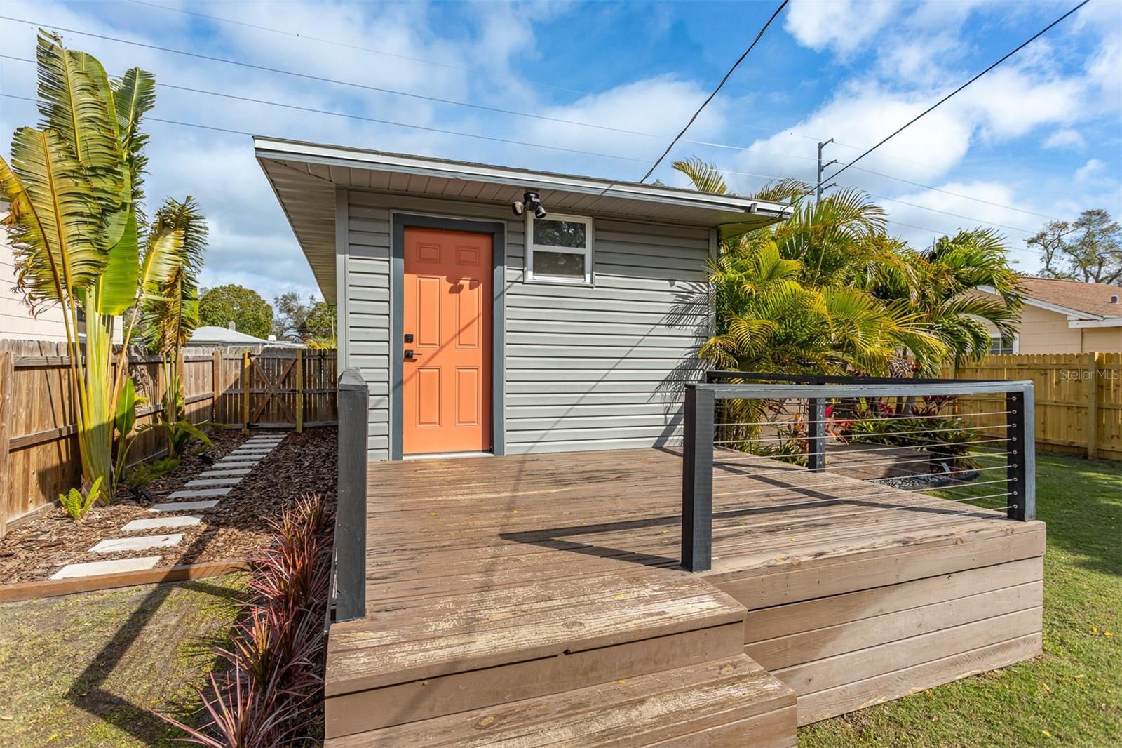 Image 33 of 41 For 2454 15th Avenue N