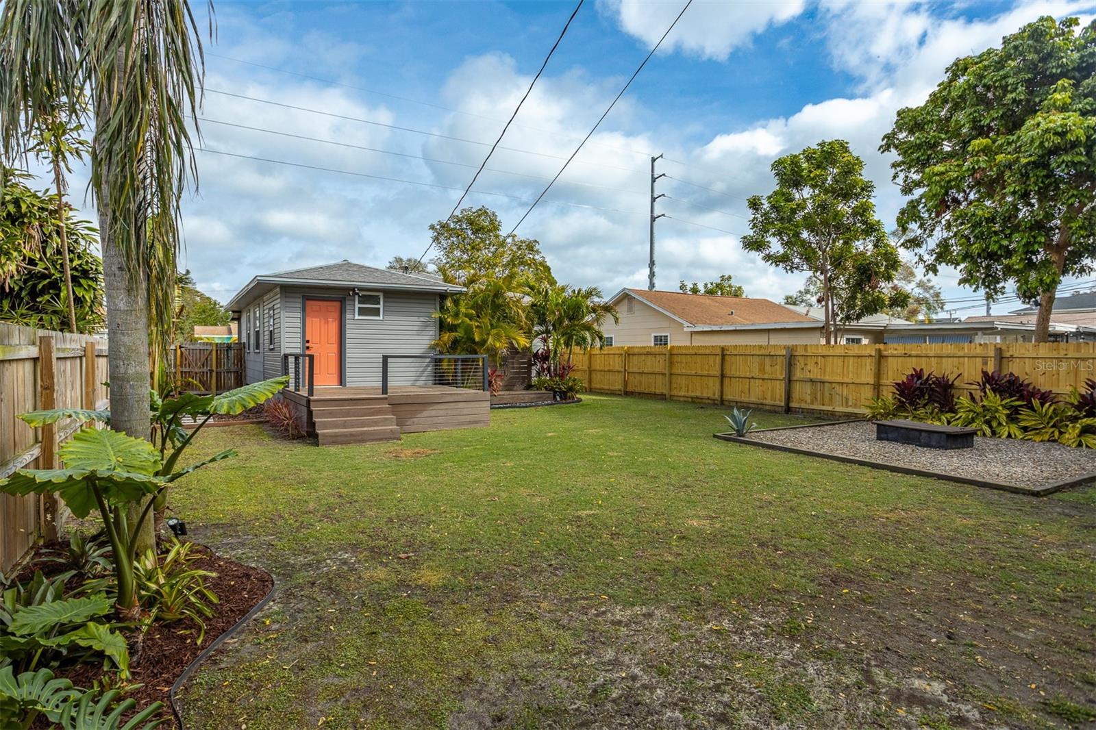 Image 34 of 41 For 2454 15th Avenue N