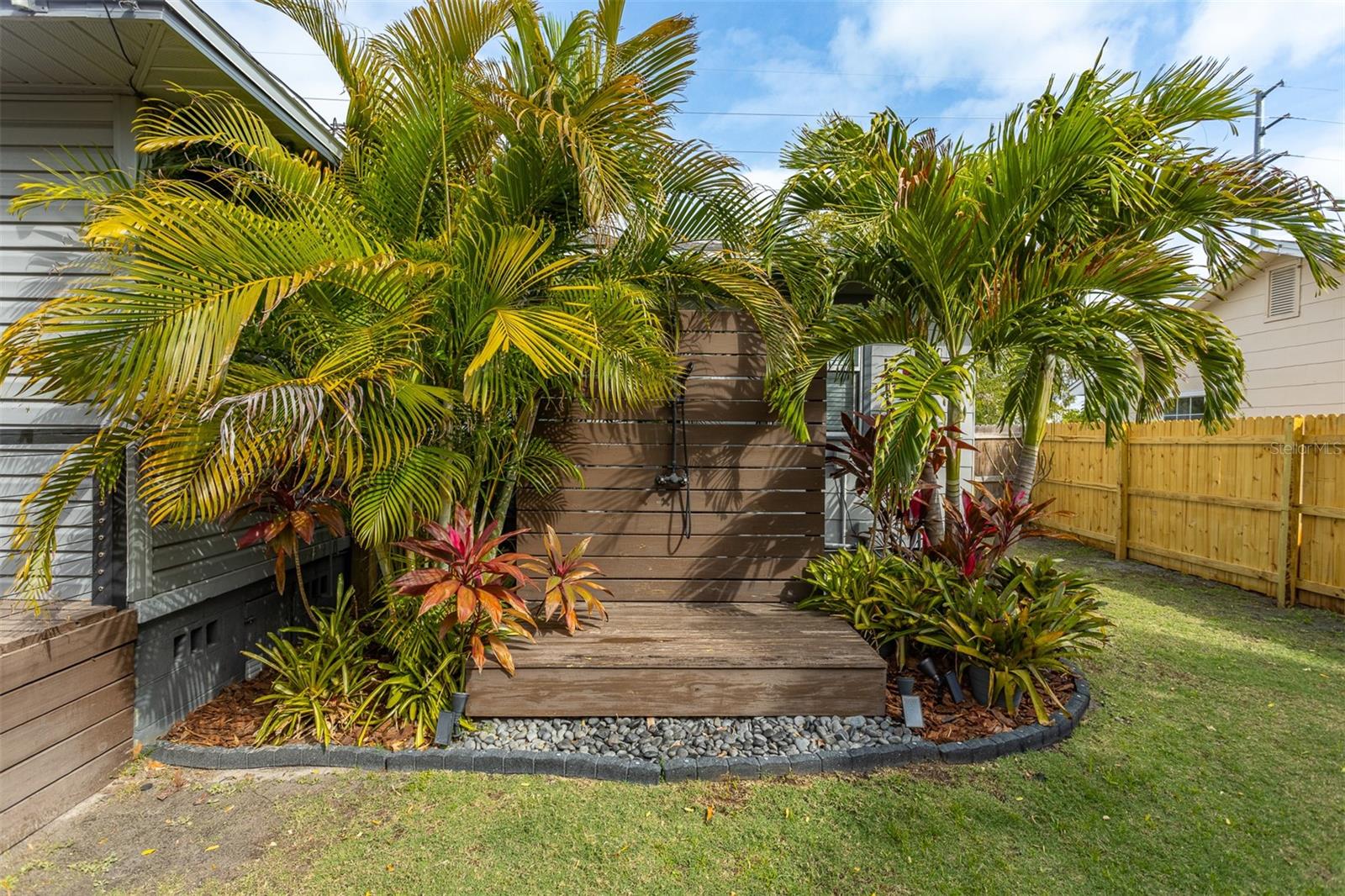 Image 39 of 41 For 2454 15th Avenue N