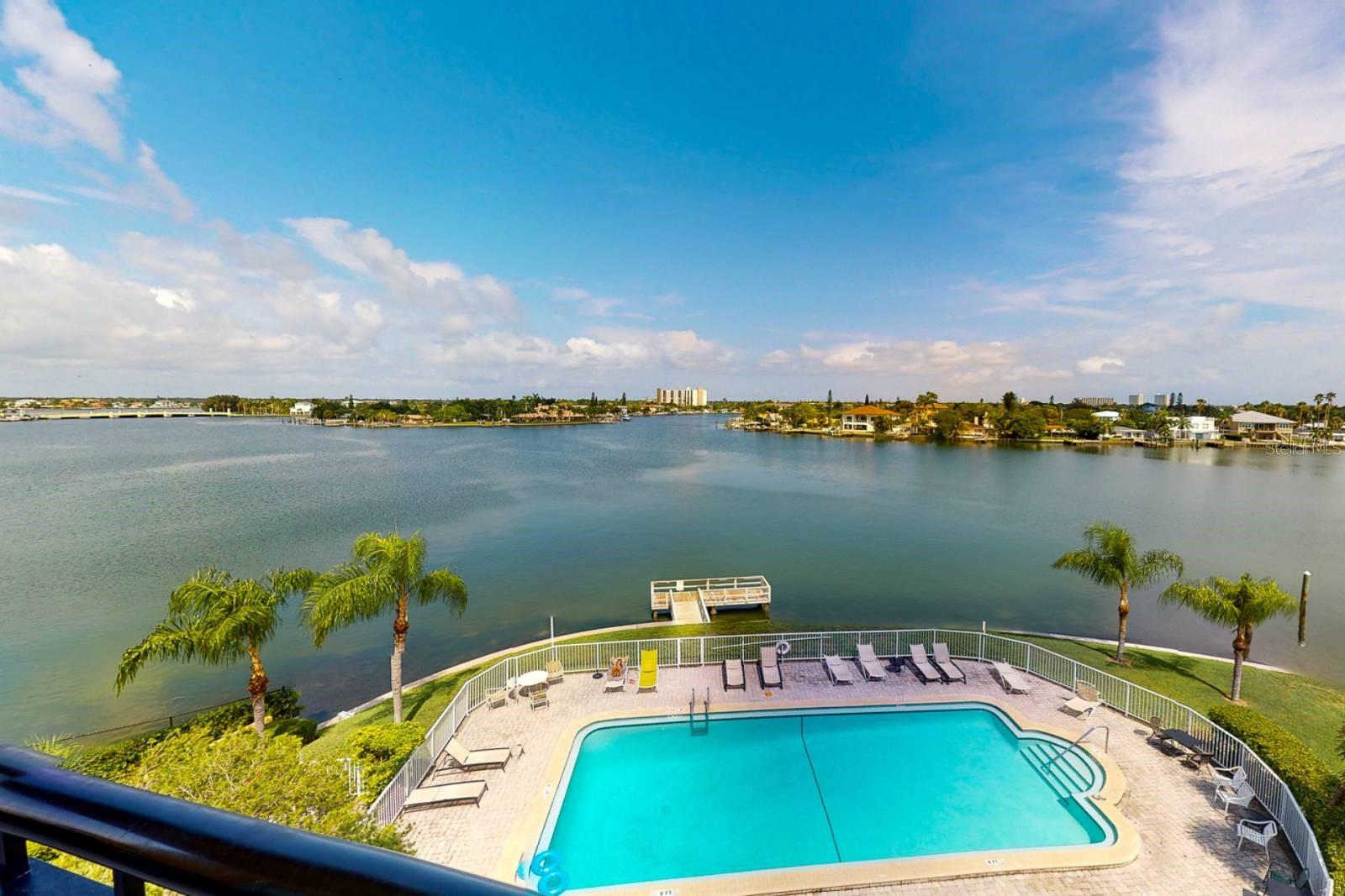 Listing photo id 14 for 10315 Gulf Boulevard 310