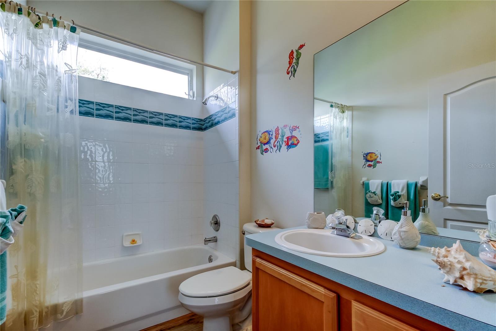 Listing photo id 20 for 1547 Daylily Drive