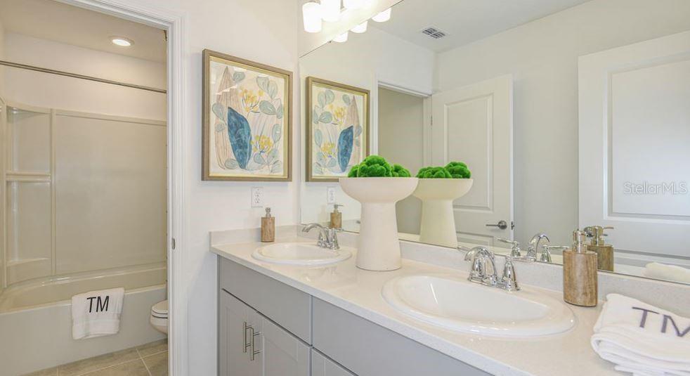 Image 11 of 15 For 2667 Fernleaf Street