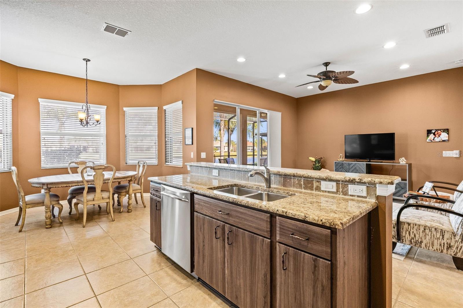 Image 14 of 48 For 16023 Golden Lakes Drive