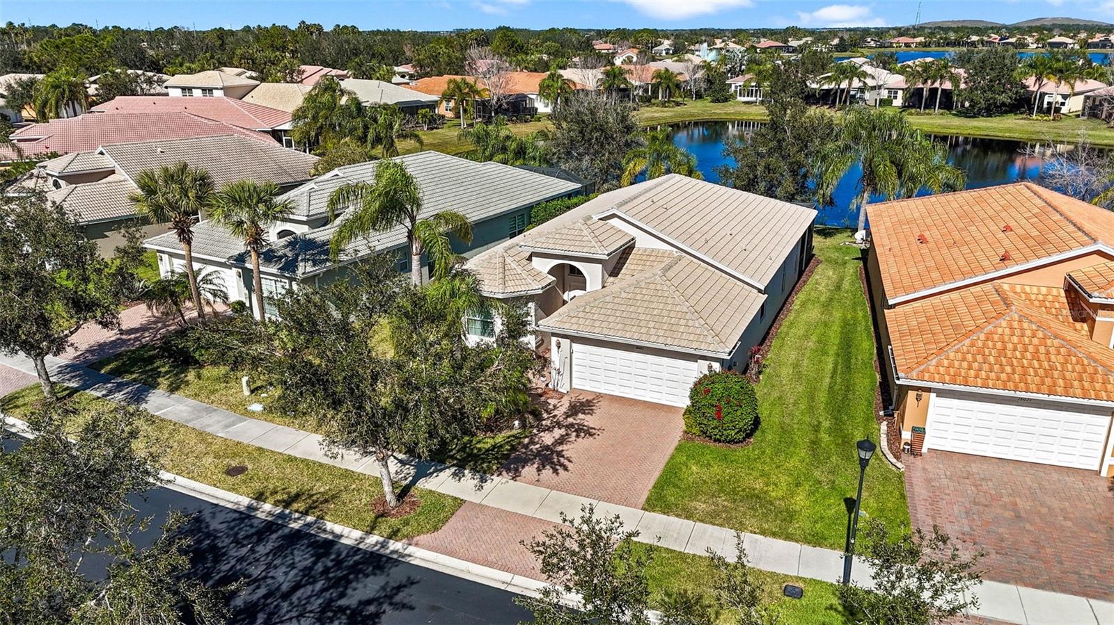 Image 29 of 48 For 16023 Golden Lakes Drive