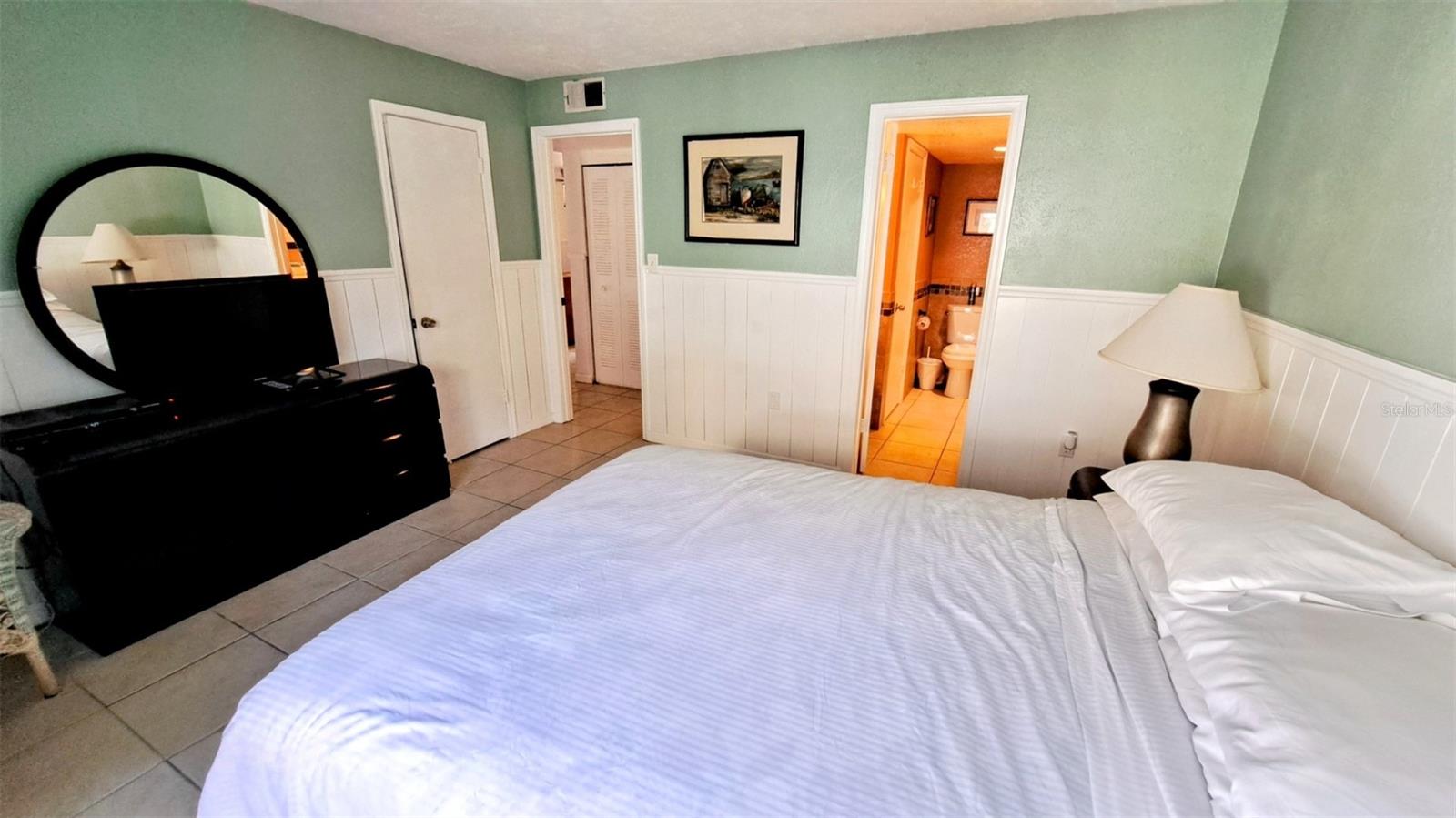 Image 10 of 45 For 3600 42nd Street S 52b