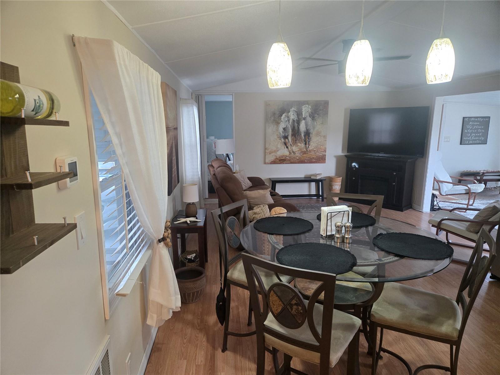 Image 14 of 38 For 1710 7th Street Sw 93