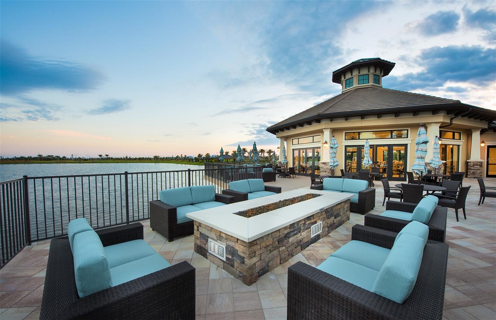 Image 32 of 49 For 5018 Coastal Oak Court