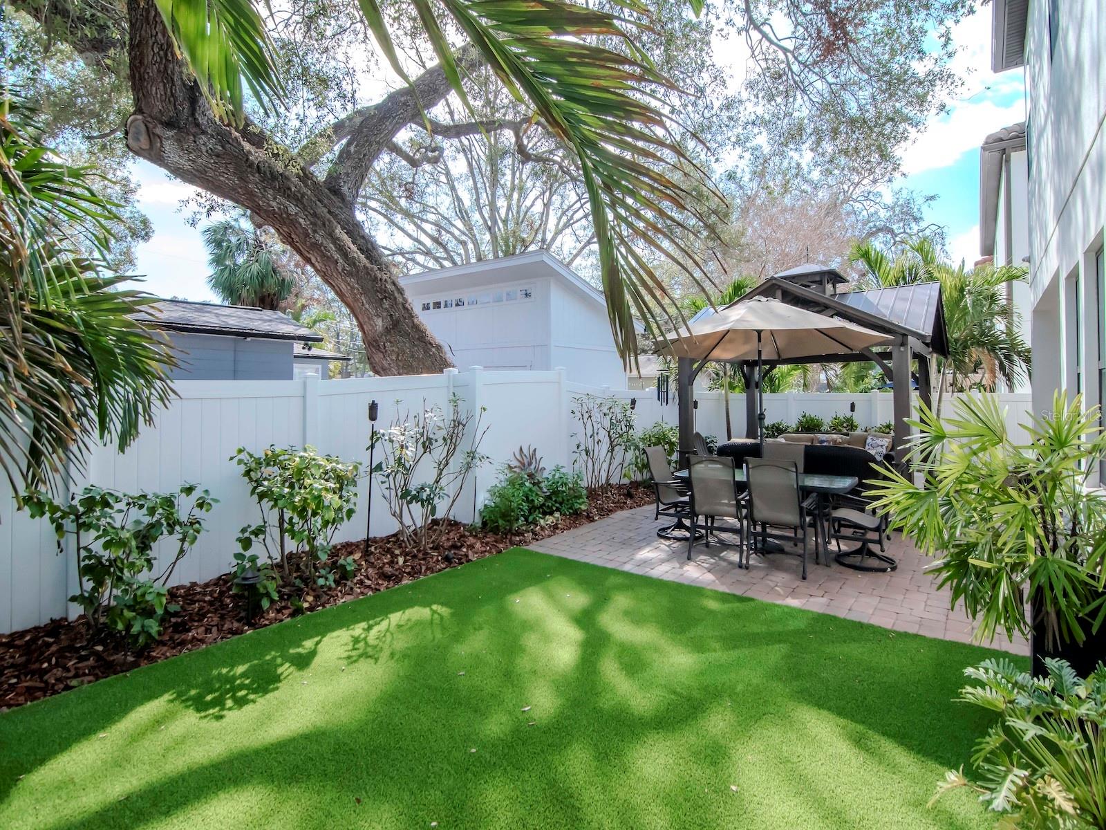 Image 83 of 87 For 4302 San Pedro Street