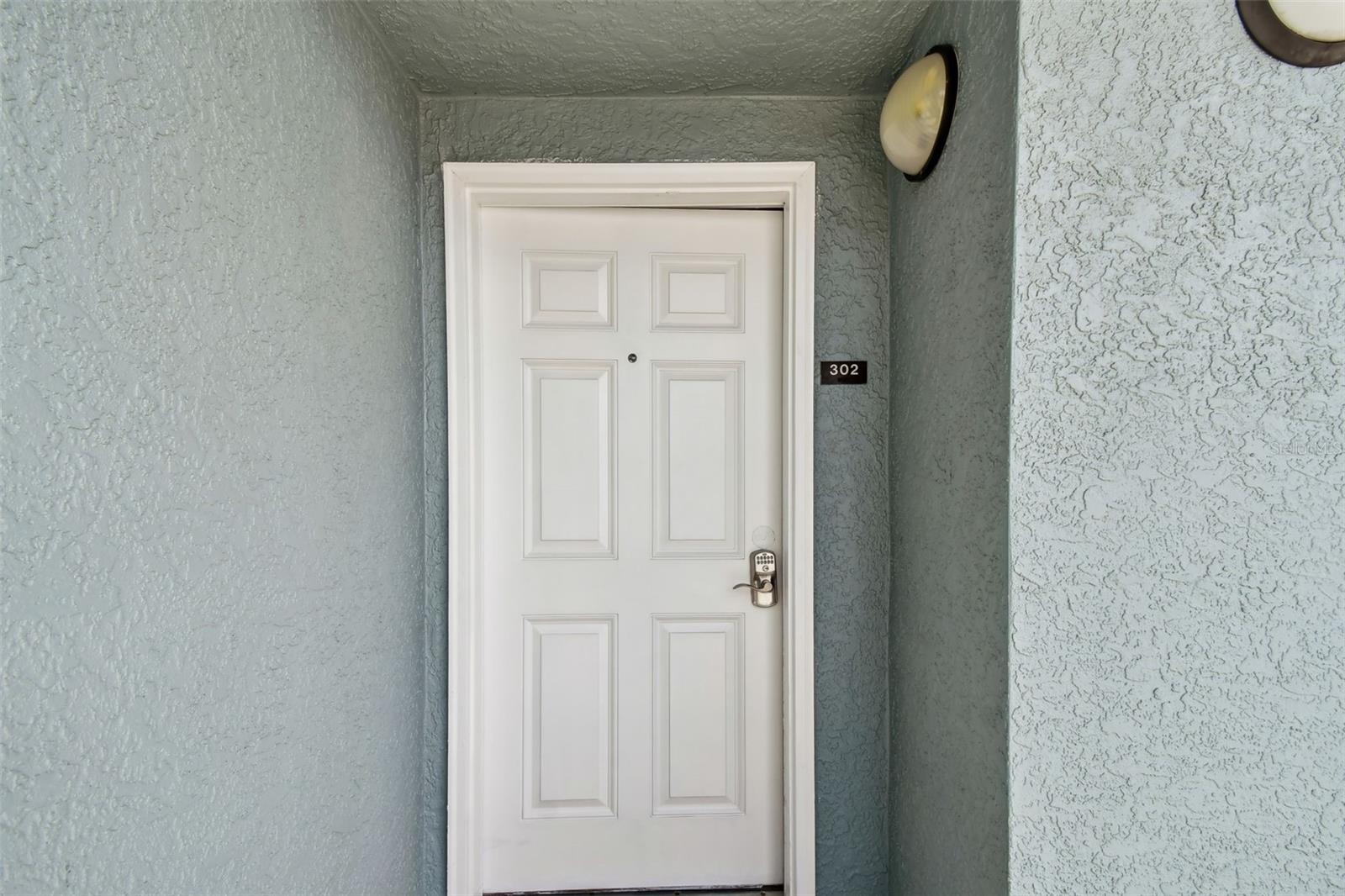 Image 2 of 49 For 13999 Gulf Boulevard 302