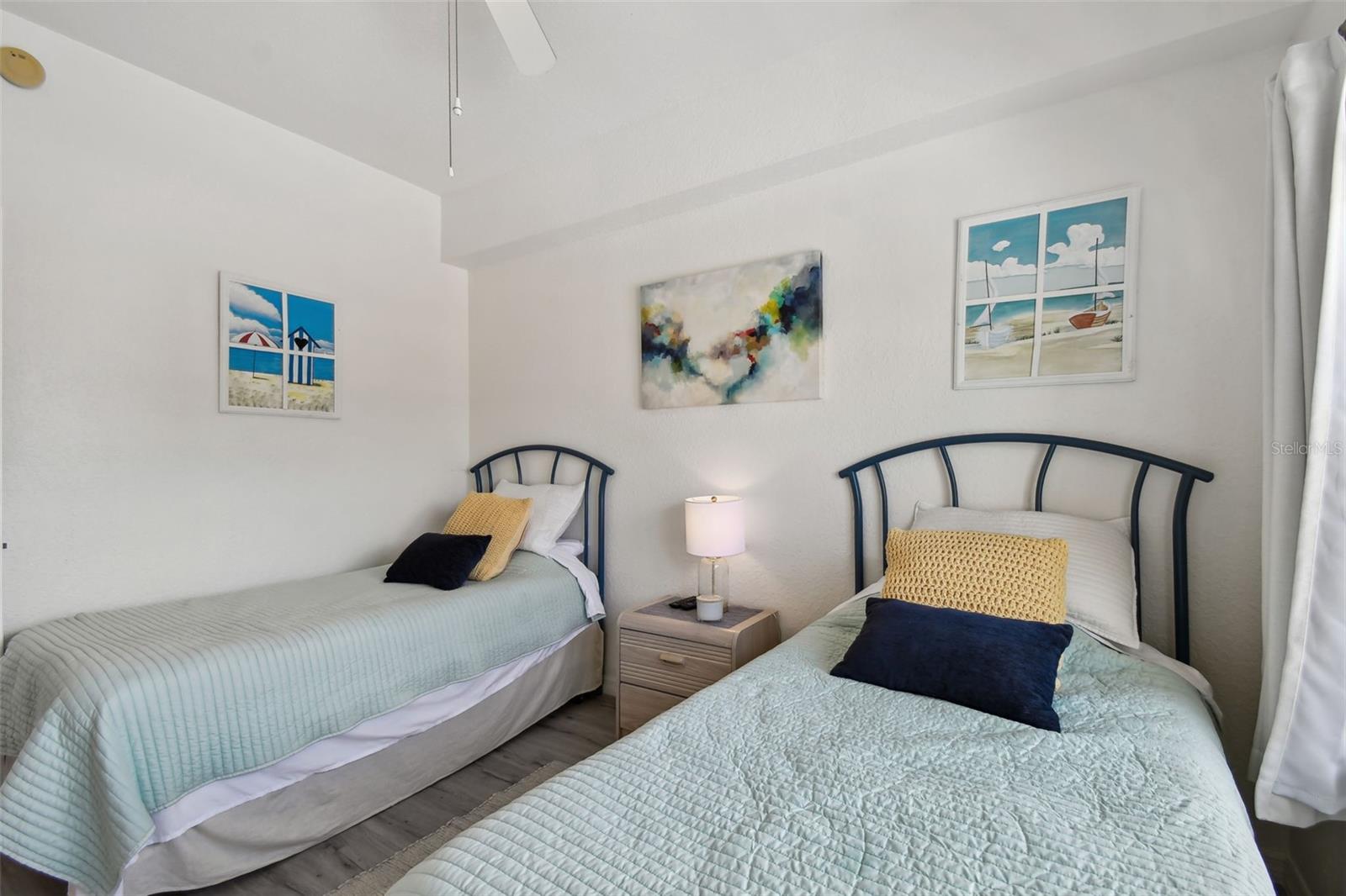 Image 21 of 49 For 13999 Gulf Boulevard 302
