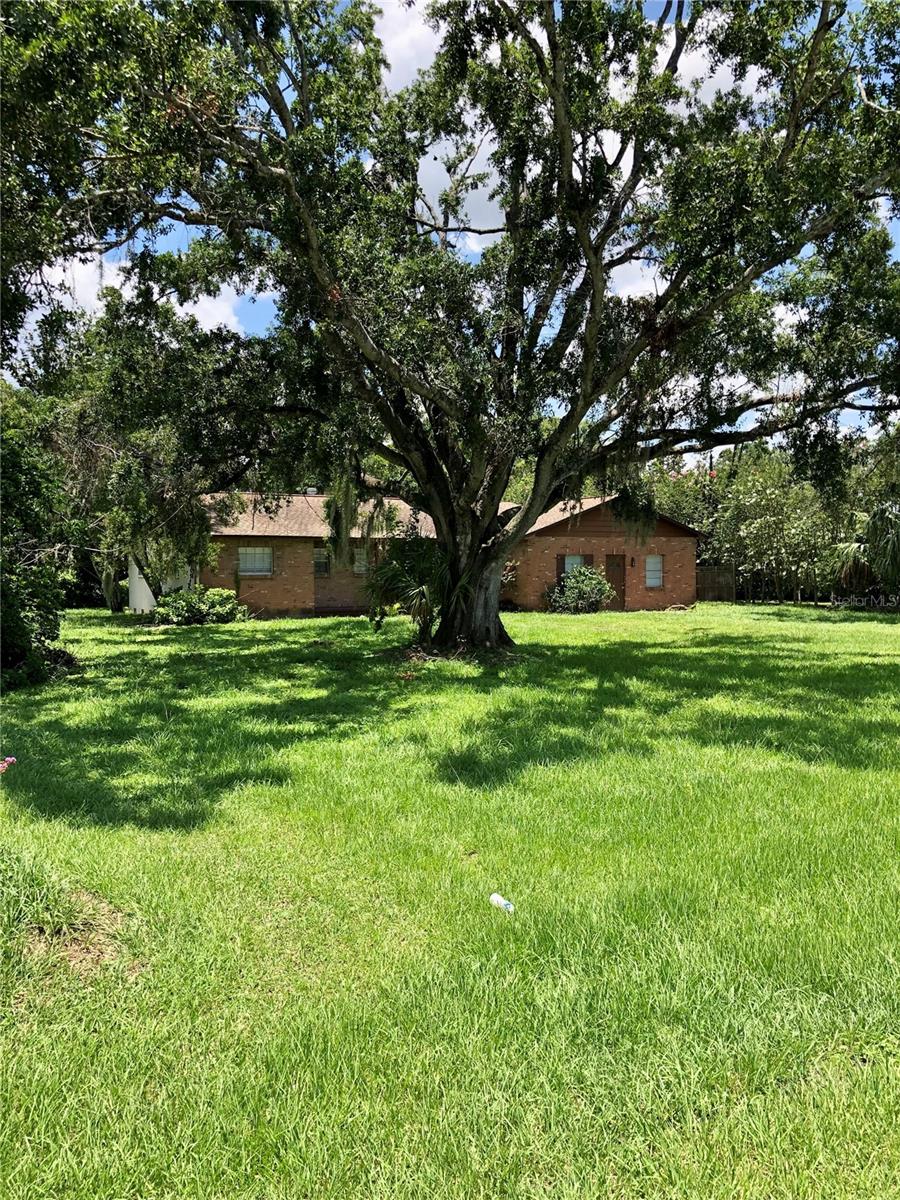 Image 14 of 66 For 6205 Brandon Circle